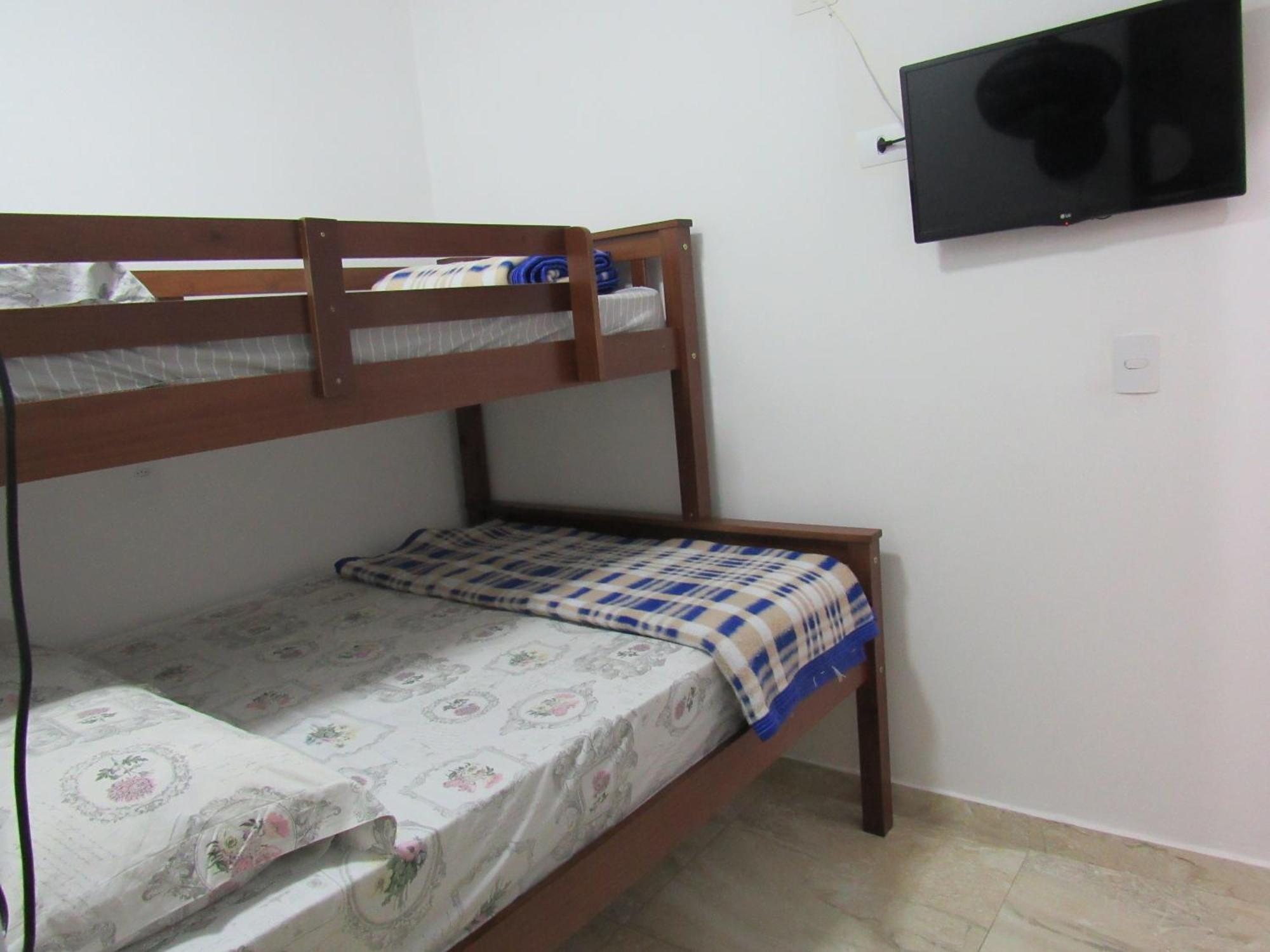 Vitoria Hostel Guarulhos Luaran gambar